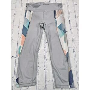 Gap Fit WOMENS SIZE M Leggings Yoga Pants Sculpt Compression Gray Stripes